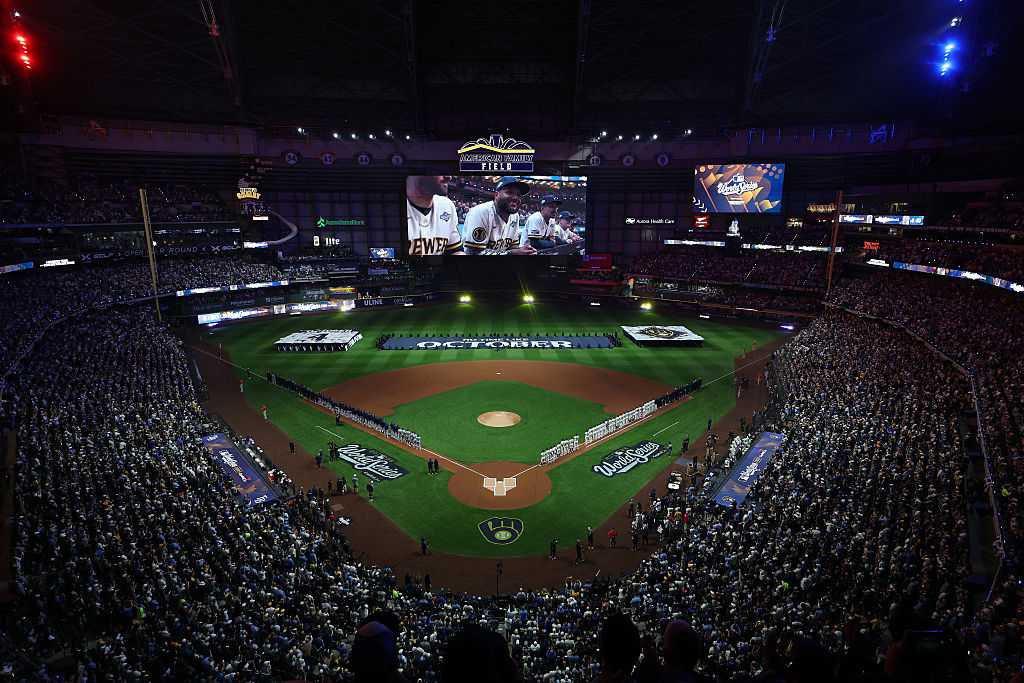 LIVE UPDATES: Brewers updates ahead of World Series Game 2 — WISN 12 Milwaukee