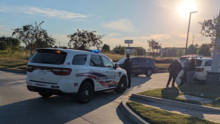 15-year-old riding electric scooter involved in crash near FM 1960, deputies say — KHOU 11 (Houston), Austin Community news